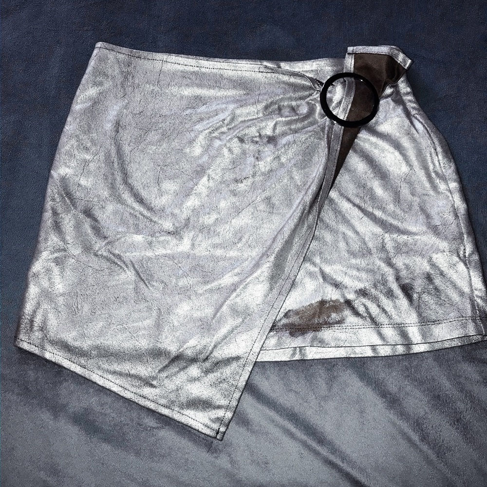 Metallic mini skirt
